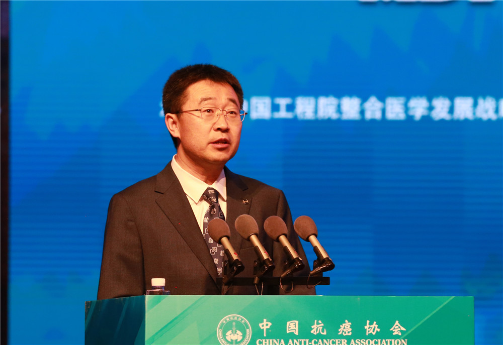 6兩天的巡講里，主辦方特別邀請省衛(wèi)健委主任張浩、省衛(wèi)建委副主任白育萍以及專家團隊，這句話前面.jpg